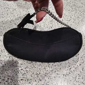 Dior black parfume bag. Excellent condition, no callouts